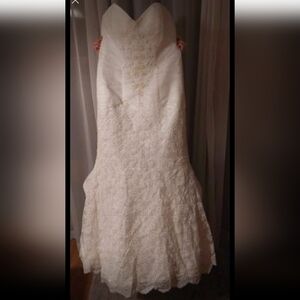 Oleg Cassini Strapless Lace Trumpet Wedding Dress